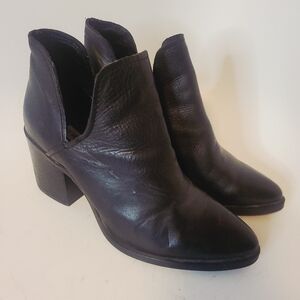 Steve Madden Postal Black Leather Ankle Boots